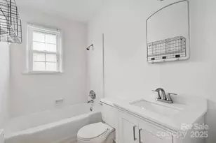 343 Wakefield Dr, Charlotte, NC 28209 - Photo 15