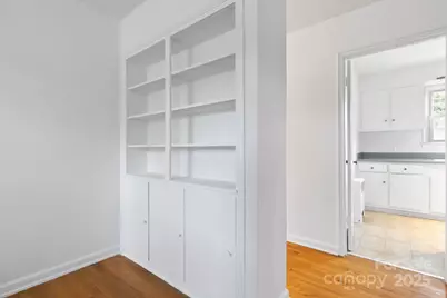 343 Wakefield Drive, Charlotte, NC 28209 - Photo 7