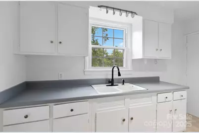 343 Wakefield Drive, Charlotte, NC 28209 - Photo 11