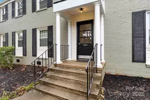 343 Wakefield Dr, Charlotte, NC 28209 - Photo 3