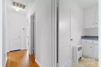 343 Wakefield Drive, Charlotte, NC 28209 - Photo 9