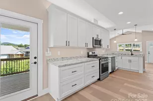 58 Olde Oak Ln, Hendersonville, NC 28792 - Photo 19