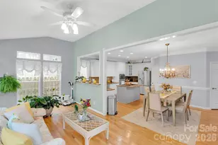 10837 Wilklee Dr, Charlotte, NC 28277 - Photo 15