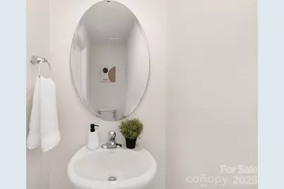 1065 20th Avenue Loop SE, Hickory, NC 28602 - Photo 3