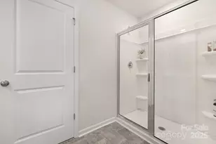 1065 20th Ave Loop SE, Hickory, NC 28602 - Photo 15