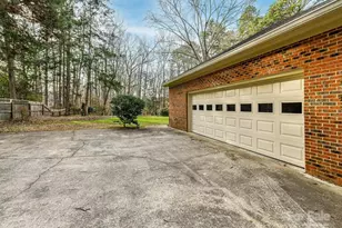 3517 Honeysuckle Dr, Matthews, NC 28104 - Photo 31