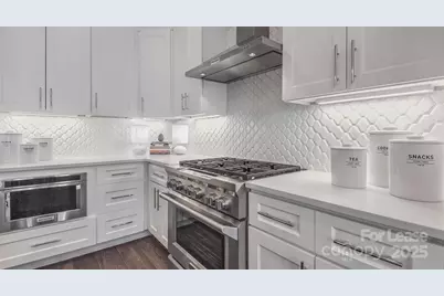 2426 Vail Avenue #B7-3008, Charlotte, NC 28207 - Photo 17