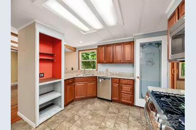 64 Mountain Site Lane, Asheville, NC 28803 - Photo 9