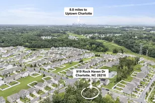 919 Rock Haven Dr, Charlotte, NC 28216 - Photo 33