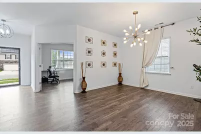 919 Rock Haven Drive, Charlotte, NC 28216 - Photo 5