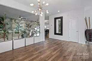 919 Rock Haven Dr, Charlotte, NC 28216 - Photo 3