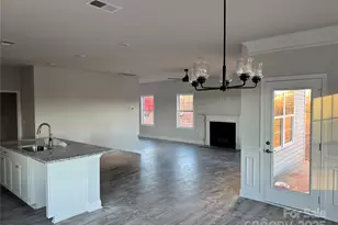 717 Inwood Hill Dr, Gastonia, NC 28056 - Photo 11