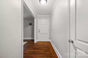 1045 Dooley Dr, Charlotte, NC 28227 - Photo 5