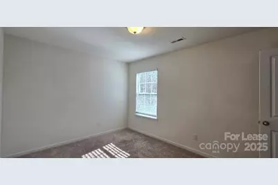 10422 Bradstreet Commons Way, Charlotte, NC 28215 - Photo 17