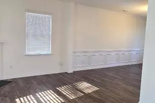 10422 Bradstreet Commons Way, Charlotte, NC 28215 - Photo 9