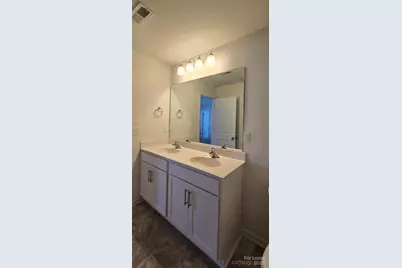 10422 Bradstreet Commons Way, Charlotte, NC 28215 - Photo 13
