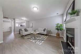 1809 Birch Heights Ct, Charlotte, NC 28213 - Photo 11