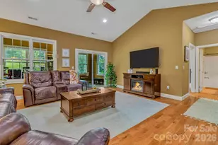 159 S Willow Brook Dr, Asheville, NC 28806 - Photo 1