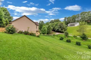 159 S Willow Brook Dr, Asheville, NC 28806 - Photo 5