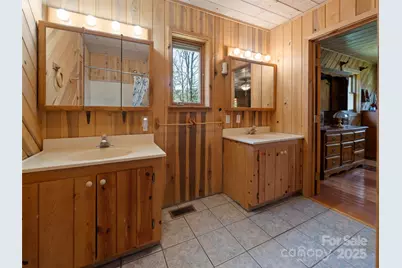 140 Hangin Dog Lane, Lake Toxaway, NC 28747 - Photo 19