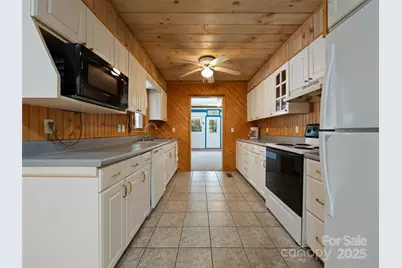 140 Hangin Dog Lane, Lake Toxaway, NC 28747 - Photo 7