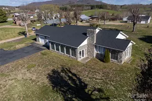 2022 Friendship Church Rd, Taylorsville, NC 28681 - Photo 7