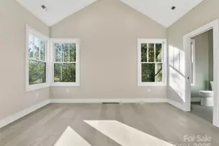 30 Olde Oak Ct, Hendersonville, NC 28792 - Photo 7