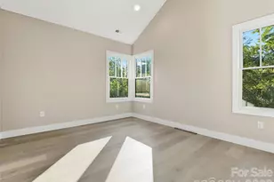 30 Olde Oak Ct, Hendersonville, NC 28792 - Photo 7