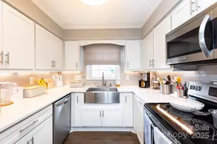 2229 Rexford Rd, Charlotte, NC 28211 - Photo 11