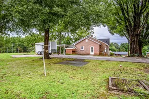 1302 W A St, Kannapolis, NC 28081 - Photo 7