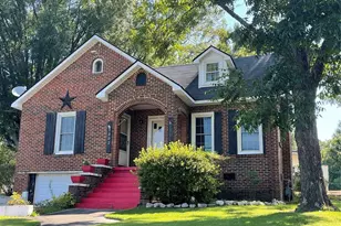 1302 W A St, Kannapolis, NC 28081 - Photo 1