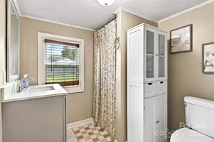 87 2nd St, Marion, NC 28752 - Photo 21