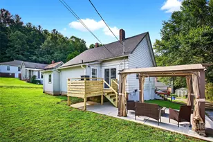 87 2nd St, Marion, NC 28752 - Photo 5