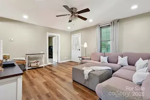 87 2nd St, Marion, NC 28752 - Photo 7