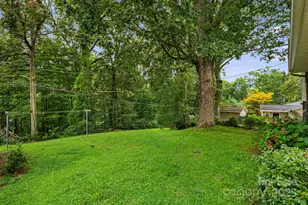 102 Aycock St, Black Mountain, NC 28711 - Photo 7