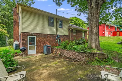 102 Aycock Street, Black Mountain, NC 28711 - Photo 5