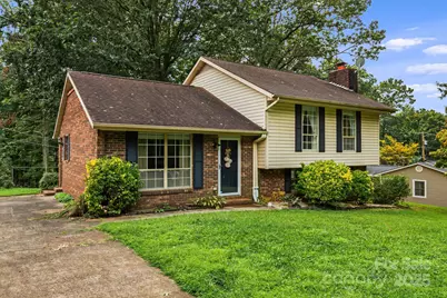 102 Aycock Street, Black Mountain, NC 28711 - Photo 1