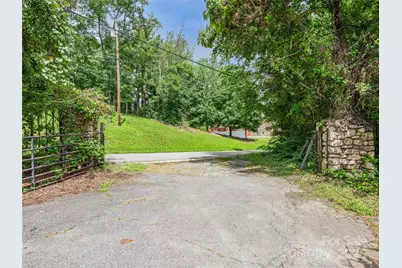 220, 226 & 99999 Hazel Mill Road, Asheville, NC 28806 - Photo 17