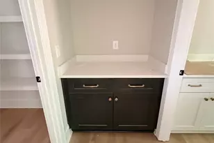 5019 Ardenwoods Dr, Charlotte, NC 28215 - Photo 13