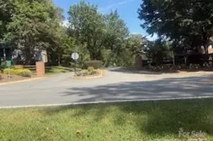 5019 Ardenwoods Dr, Charlotte, NC 28215 - Photo 7