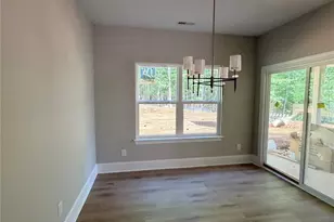 5019 Ardenwoods Dr, Charlotte, NC 28215 - Photo 11