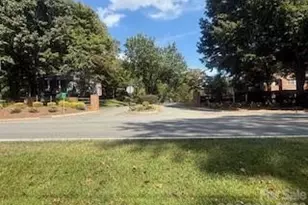 5019 Ardenwoods Dr, Charlotte, NC 28215 - Photo 29