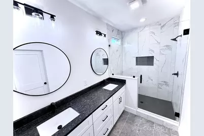 1471 20th Street NE, Hickory, NC 28601 - Photo 5