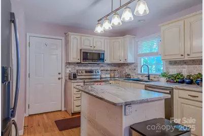 303 Theron Court, Candler, NC 28715 - Photo 15