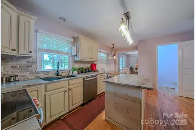 303 Theron Court, Candler, NC 28715 - Photo 13