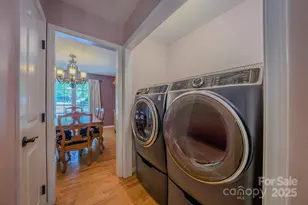 303 Theron Ct, Candler, NC 28715 - Photo 23