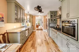 52 Shorewood Dr, Asheville, NC 28804 - Photo 15