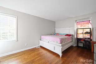 7335 Meadowdale Ln, Charlotte, NC 28212 - Photo 13