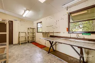 141 Macedonia Rd, Asheville, NC 28804 - Photo 29