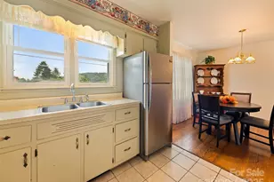 241 Grandview Cir, Waynesville, NC 28786 - Photo 15